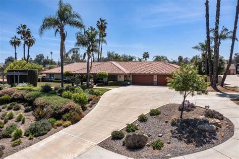  12 Rawhide Ln is a 3,915 square foot house on a 0.46 acre lot with 5 bedrooms and 3 bathrooms. This home is currently off market - it last sold on October 21, 2002 ... 